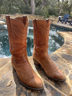 Lucchese Classics Devin 9.5 EE ¡Hermosa pátina!  Venta al por menor nuevo es de $895  Foto 1 de 4