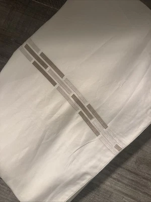 Frette Basketweave Queen  Sz Duvet Cover Ivory With Shades Of Tan  European cott - Image 1 of 4