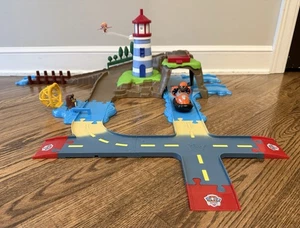 Playset di salvataggio del faro di Paw Patrol Skye & Zuma - Foto 1 di 12