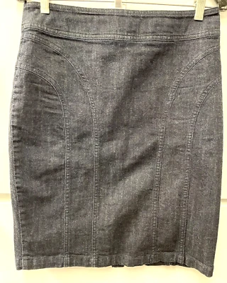 H&M Mujer Talla 10 Denim Hasta la Rodilla Falda Cintura 30 Largo 21 Caderas 36 Foto 1 de 4