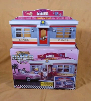 CONJUNTO DE JANTAR VINTAGE 1988 TYCO DIXIE'S COM DIXIE, BANQUETAS XÍCARAS DE CAFÉ E CAIXA - Imagem 1 de 4