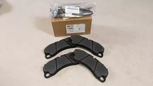Porsche 911 992 GT3 OE Front Brake Pads Inc sensor kit 9GT698151M - Brand New - Picture 1 of 3