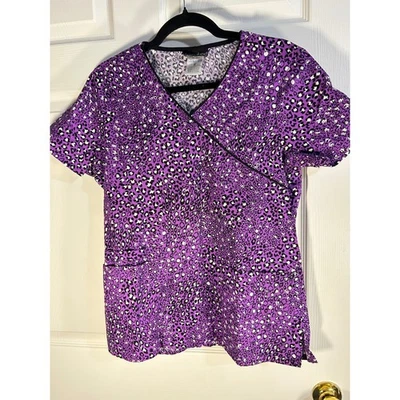 Cherokee Purple Leopard Print V Neck Scrub Top Size M Short Sleeve Pockets - Image 1 of 4