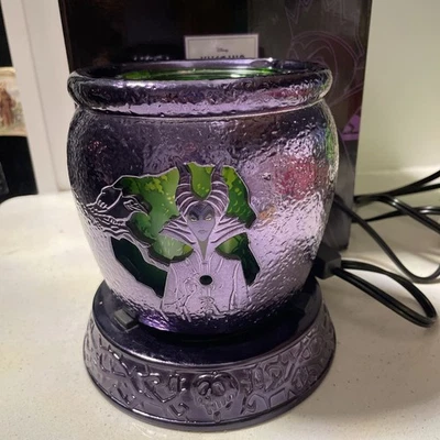 迪士尼恶棍香味温暖沉睡的乌苏拉女王带灯泡 - 已退回 — 第 1/4 张图片