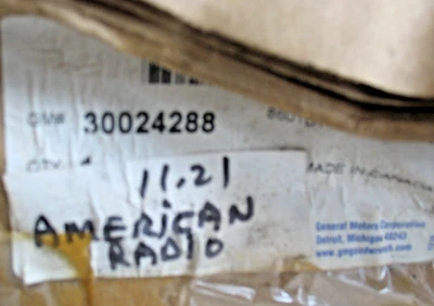 Nuevo NOS GM 1999-2004 Chevrolet Tracker carrocería derecha pilar panel de ajuste 30024288 Foto 1 de 4