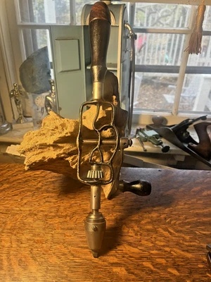 Винтажные Millers Falls No Ручная дрель для взбивания яиц ранняя перпендикулярная рама 1880 2 шт. - Изображение 1 из 4