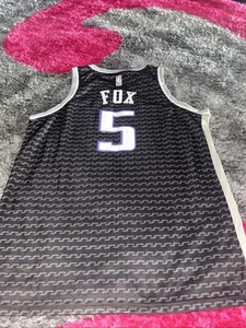 Camiseta De’Aaron Fox Sacramento Kings Nike Swingman City NBA Azul Almendras Talla 54 - Imagen 1 de 9