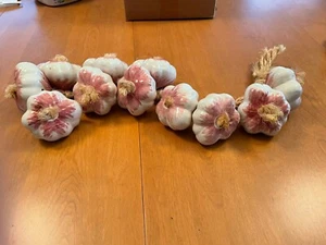 Wall Hanging Ristra/String of Ceramic Vegetables, with 11 Large Garlics. - Picture 1 of 3