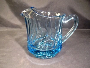 Jarra de vidrio Fostoria Jamestown azul de 40 onzas - Imagen 1 de 10