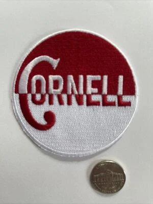 Нашивка утюгом Cornell University большая красная винтажная вышитая 3 дюйма x 3 дюйма - Изображение 1 из 2