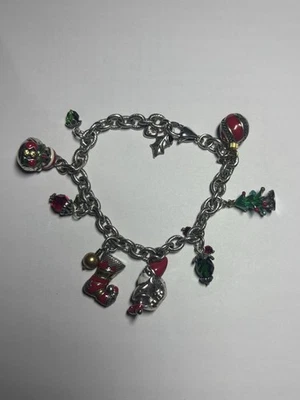 Pulsera Brighton Muñeco de Nieve Árbol de Navidad, Papá Noel, Medias Dije Foto 1 de 4