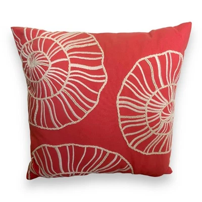 Almohada decorativa Umbral Cuentas Concha Marina NUEVA Crema Salmón 18" Cuadrada Foto 1 de 3