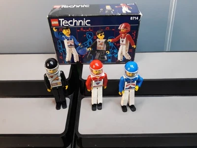 Lego technic 8714 The Technic Team - Image 1 of 4
