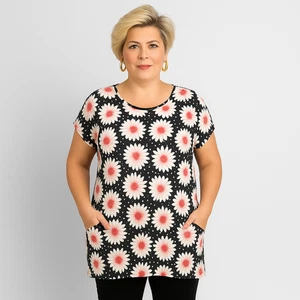 Daisy Print Dipped Hem T-shirt with Side Pockets - Picture 1 of 4