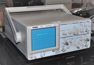 TENMA MODEL 72-6800 OSCILLOSCOPE 20 MHz GOOD SCHOOL APPLIED PHYSICS SURPLUS - Picture 1 of 3