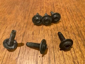 Bumper or tail light SCREW BOLT SCREWS BODY CARAVAN VOYAGER TOWN & COUNTRY - Foto 1 di 6