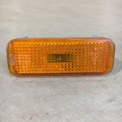OEM Jaguar XJ8 HELLA Reflector Amarillo TMK19 Lado Derecho DBC 10894 Pieza Original Foto 1 de 4