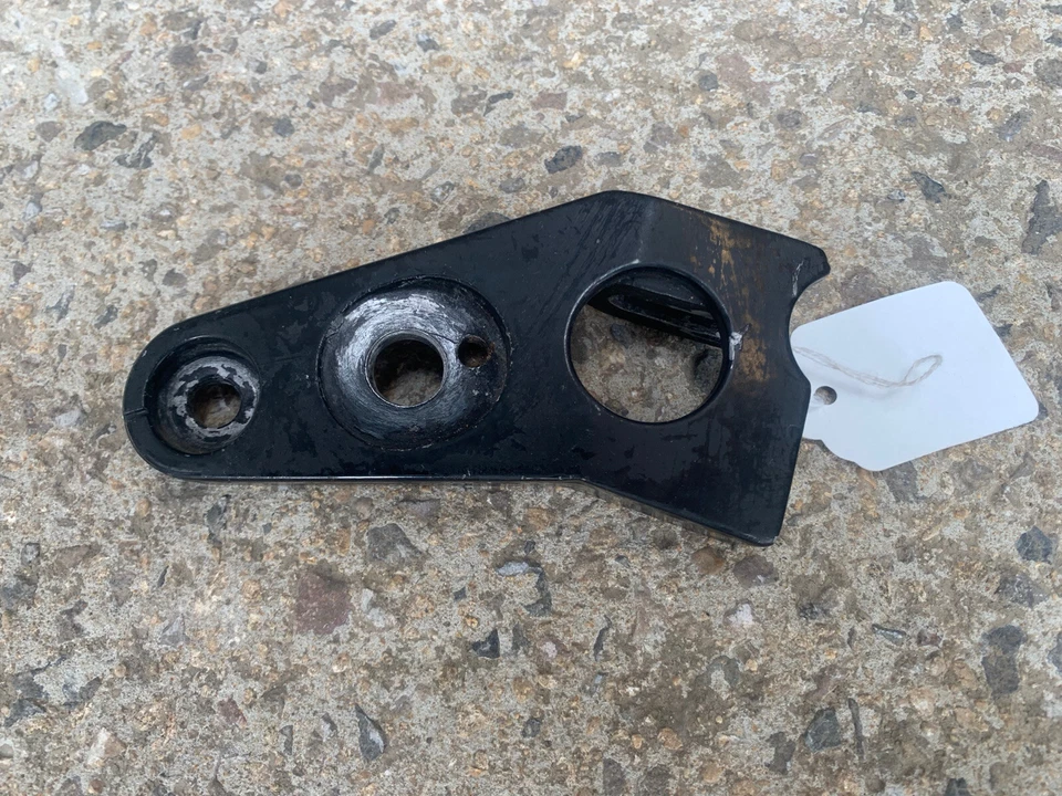 Soporte para faros lateral izquierdo Honda Vt500 Ascot de un modelo 1984 Foto 1 de 1