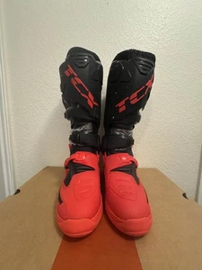 TCX Comp Evo 2 Michelin Men's Street Motorcycle Boots - Black/Red / 43 - Picture 1 of 5