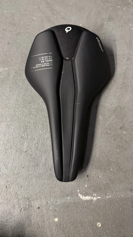 SILLÍN PROLOGO NAGO R4 147 - CARRETERA Y MTB - RIEL DE CARBONO - RENDIMIENTO LIGERO Foto 1 de 4