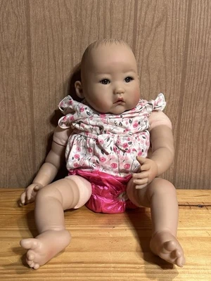 Paradise Galleries Realistic Asian Baby Doll "BABY MEI" Artist Ping Lau 2018 EUC - Image 1 of 4