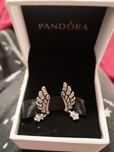 EUC Pandora Wing Earrings - Picture 1 of 1