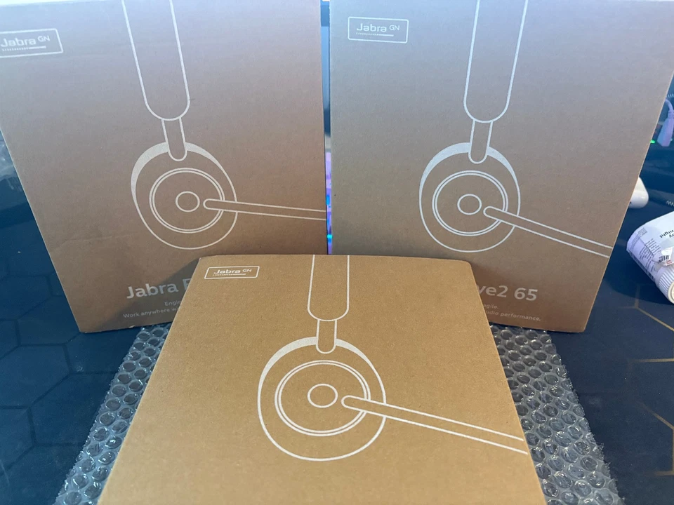 Jabra Evolve2 65 - USB-C MS Teams Stereo - 26599-999-899 (Actualizado) Paquete X 3 Foto 1 de 2