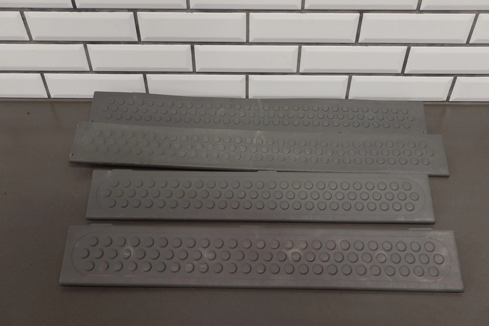 00-05 Ford Excursion OEM Sill Plates Set of 4 Medium Flint 3E - Image 1 of 4