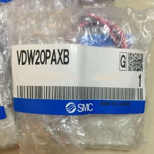 1pcs BRAND New SMC VDW20PAXB solenoid valve Free shipping - Picture 1 of 3