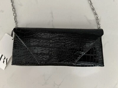 NUEVO CON ETIQUETAS ZARA Negro Pequeño Bolso de Hombro Cartera Plata Cadena Correa Sobre Estilo Foto 1 de 4