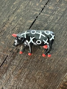 VTG Westland Giftware Cow Parade Refrigerator Magnet Hugs & Smooches XOXO 2000 - Picture 1 of 2