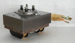 Parte giradischi doppio 1215: gruppo motore - Foto 1 di 10
