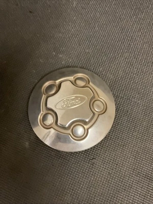 Ford Ranger 2003 tapa central de rueda Foto 1 de 2