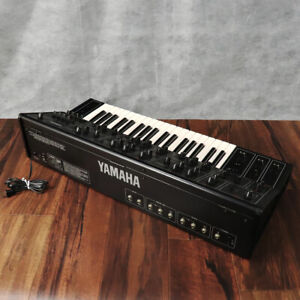 Yamaha CS-15 Synthesizer monophone Tastatur ohne Etui getestet aus Japan 