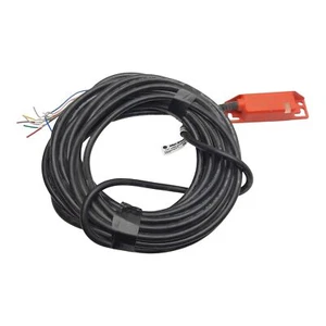 Allen Bradley 440N-Z21SS2BN SensaGuard Sensor PNP 2NC 1NO 25mm Reichweite, 24VDC, 10m - Bild 1 von 6