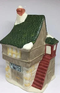 Christmas Village Accessories Small House Ceramics Green Country Home - Picture 1 of 7