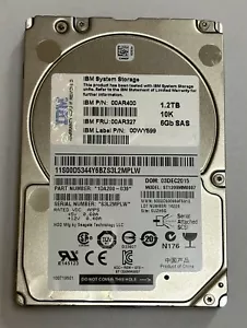 IBM 1,2 TB 2,5 pollici 6 Gb SAS HDD 10K 00AR400 00AR327 00WY599 ST1200MM0007 - Foto 1 di 1