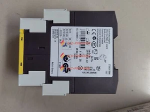 New Sealed Siemens 3TK2828-1BB40 Fast Shipping with Warranty - Picture 1 of 1