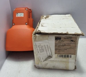 Dayton 6GPE7 Foot Switch 25A 125/250/480 VAC 1.5 HP 125/250VAC 2 HP 250vac TYPE1 - Picture 1 of 10