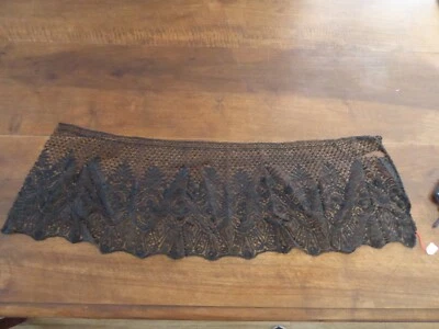 FRISE de DENTELLE (de Calais ?). Noire. - Photo 1/4
