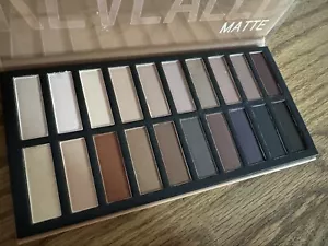 Eyeshadow Palette New In Box Everyday Neutrals Matte Line - Picture 1 of 3