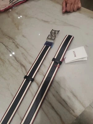 Cinturón de cuero "Nuevo" reversible negro/rojo con logotipo de Bally para hombre talla 110 Foto 1 de 4