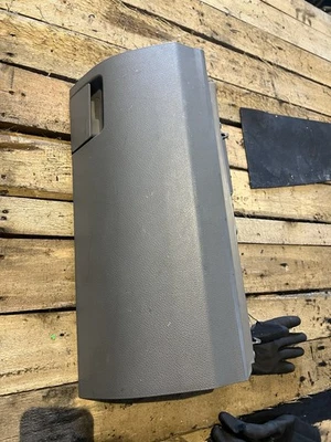 Tapa guantera salpicadero VW Crafter CR30 2008 2,5 TDI 9066800591 Foto 1 de 4