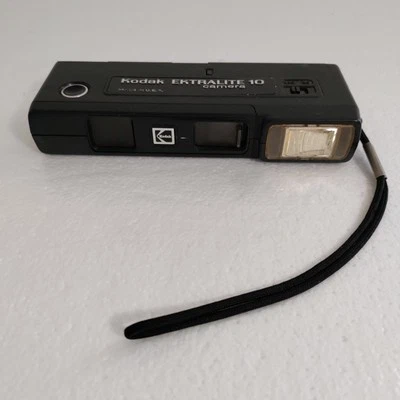Kodak EKTRALITE 10 Point and Shoot Film Camera USA Untested - Image 1 of 4