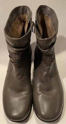 Botines Array Erin de cuero de cordero con cremallera lateral suela de goma topo para mujer 9,5 Foto 1 de 4