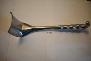 MDS 1815876 KONIG HAND RETRACTOR 9 1/2" 64X76MM GRIP HANDLE - Picture 1 of 2