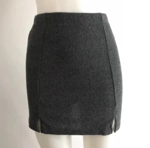 John Galt Brandy Melville Meana Minirock Rippstrick grau Einheitsgröße neu mit Etikett - Bild 1 von 5