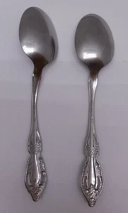 Oneida Distinction Deluxe Spoons Stainless HH 6.75" Set Of Two - Bild 1 von 4