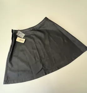 Camicia Forever 21 ecopelle nera taglia US Medium nuova con etichette - Foto 1 di 5