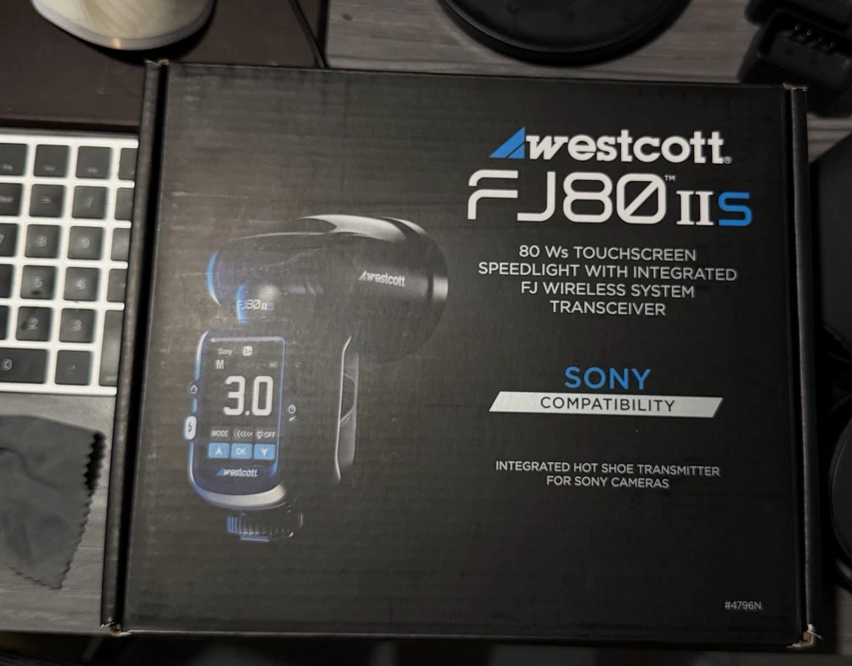 Westcott FJ80 II S 80Ws Touchscreen TTL Speedlight Flash for Sony Cameras, Black - Image 1 of 4
